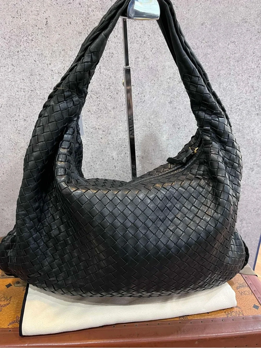 Bottega Veneta Black Intrecciato Woven Hobo Shoulder Bag